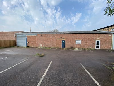 4-6 Denmark Street, Milton Keynes, Industrial / Trade Counter / Warehouse To Let - 05.jpg