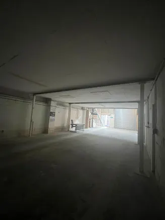 Unit 6, Hayes, Industrial To Let - 20260817_162727000_iOS 1.jpg