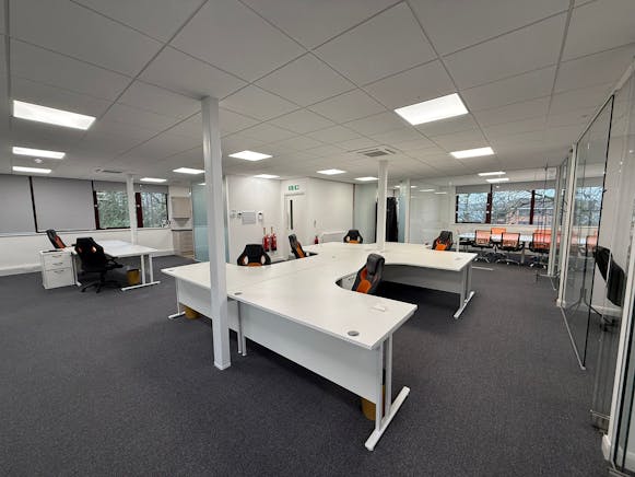 6 Argent Court, Basildon, Office For Sale - WhatsApp Image 2026-02-27 at 11.51.42.jpeg