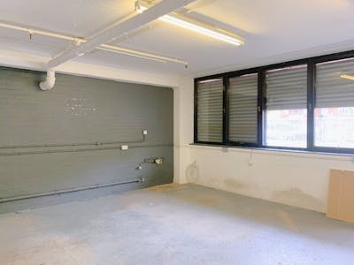 Unit 3A - 4A Regent Studios, 8 Andrews Road, London, Industrial To Let - IMG_3503.jpg