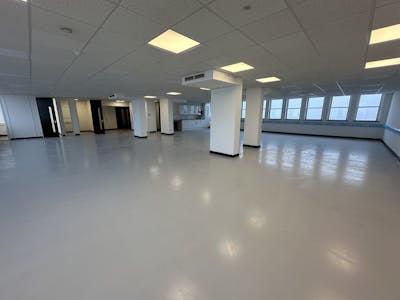 8th Floor Penthouse Offices, Tower Point, 44 North Road, Brighton, Office To Let - IMG_8473.jpg