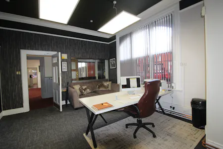 2 Yarm Road, Stockton-on-Tees, Office To Let - IMG_6507.JPG