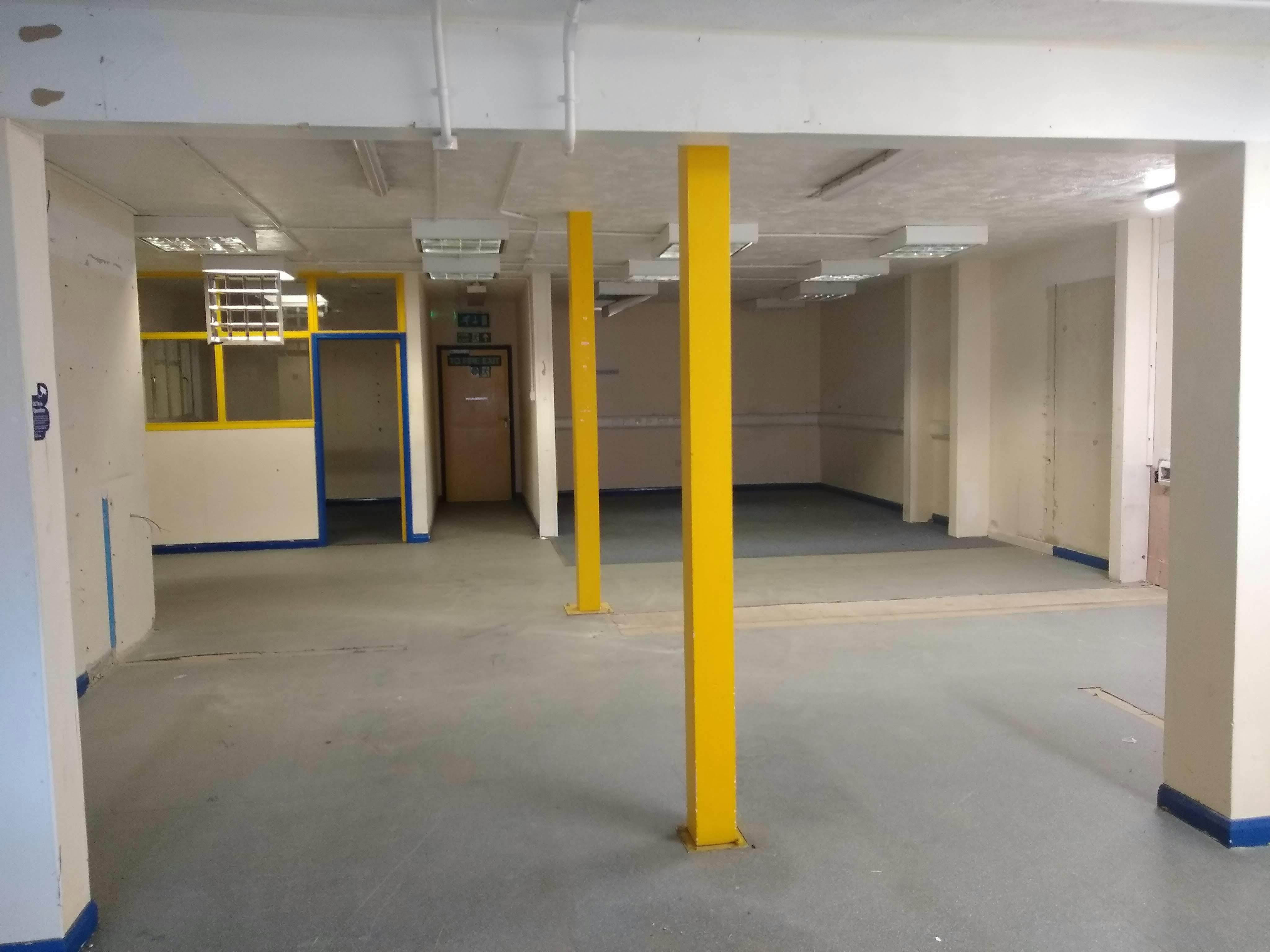 Industrial Unit in Horsham - photo 2