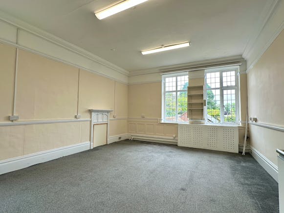 Chews House, High Street South, Dunstable, Office To Let - IMG_8020.JPG