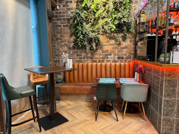 100 Cover Bar & Restaurant, Southside, 164 Fenwick Road, Glasgow For Sale - IMG_3737.jpg