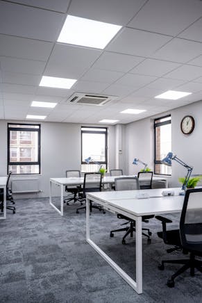 Network House, Basing View, Basingstoke, Office To Let - CEG_NetworkHouse_FM_13.jpg