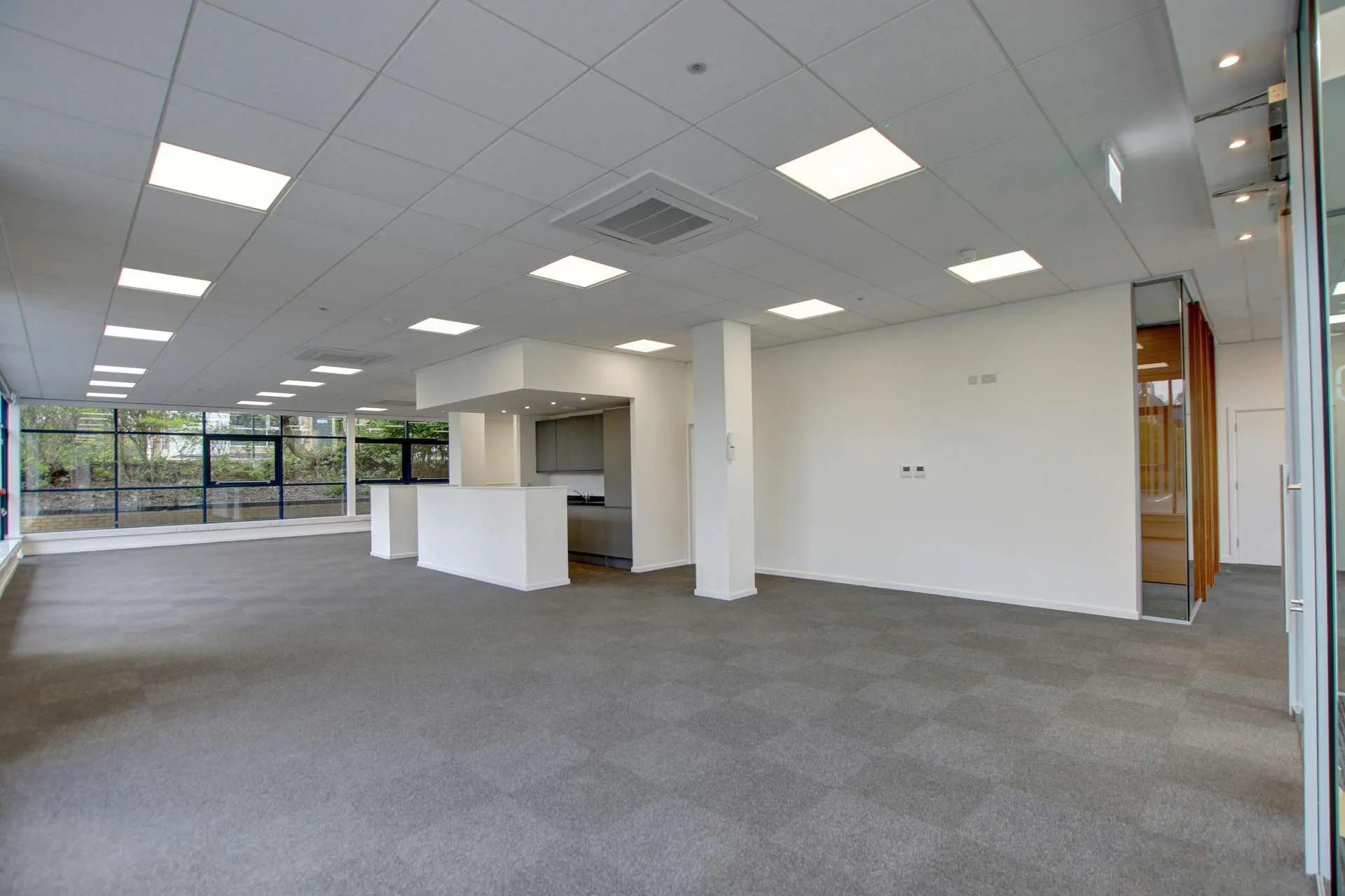 Unit 4, Bruntcliffe Avenue, Leeds 27 Industrial Estate, Leeds, West Yorkshire, LS27 0LL
