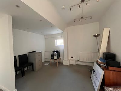 10A Weston Road, Aylesbury, Development / E (Commercial / Business / Service) / Investment / Office / Retail For Sale - WhatsApp Image 20250404 at 133958_ada0385b.jpg