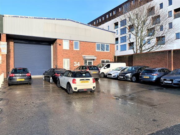 Unit 34 Capitol Industrial Park, Colindale, Industrial To Let - IMG_4406.JPG