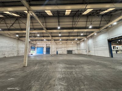 Unit D&E St. Catherines Park, Cardiff, Industrial To Let - IMG_8769.jpeg