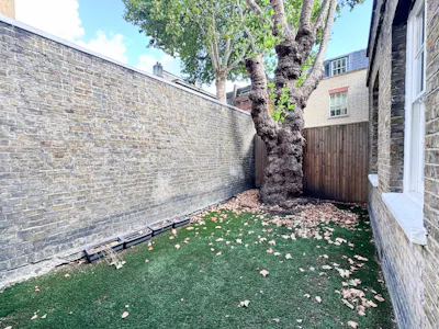 8 Wimpole Street, London, Office To Let - yard2.jpg