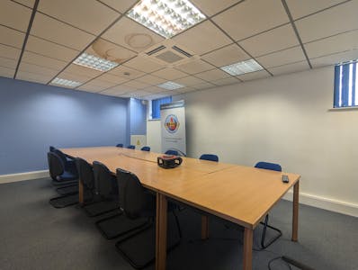 Tangent House, Watford, Office For Sale - PXL_20260319_103109704.jpg