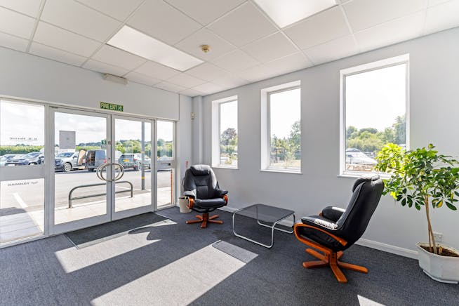 DB Marine Building, Ferry Lane, Cookham on Thames, Offices To Let - 95149_D B Marine Cookham Bridge 13.jpg