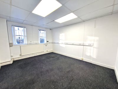 M6b Maxron House, Green Lane, Stockport, Office To Let - 20231205_094029.jpg