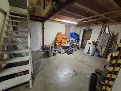 Unit 2, TAH House, Aviation Way, Southend-On-Sea, Industrial / Industrial / Warehouse To Let - IMG20250925WA0042.jpg