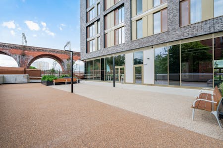Stockport Interchange, Daw Bank, Stockport, Office / Retail To Let - THE INTERCHANGE COMMUNAL AREAS 17.jpg