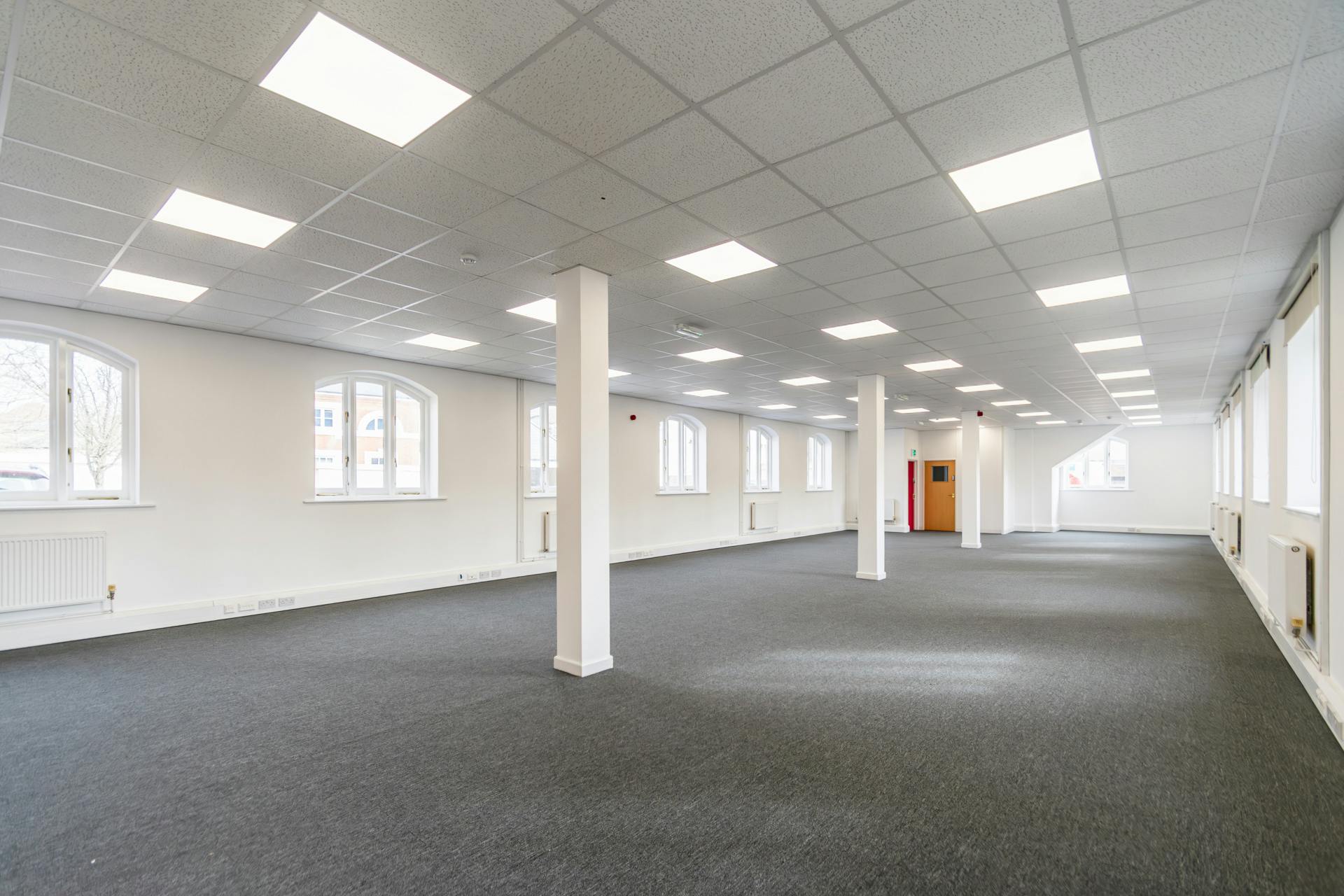 Office in Dorchester - photo 2