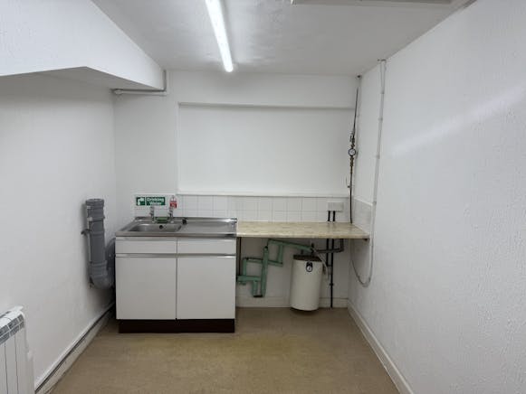 Units 1, 2 & 5, Lion Square Business Park, Peterborough, Industrial To Let - Unit 5 Kitchen