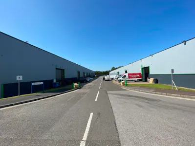 42 Potters Lane, Kiln Farm, Milton Keynes, Warehouse To Let - img6.png