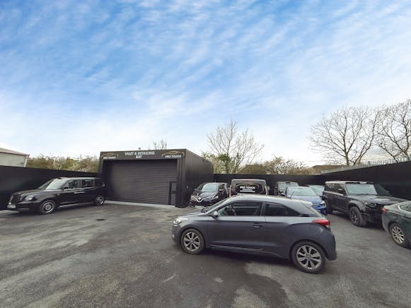 Walter House, Wickford, Industrial / Office For Sale - aba09f32-WhatsApp 20Image 202026-03-24 20at 2017.11.27.jpeg