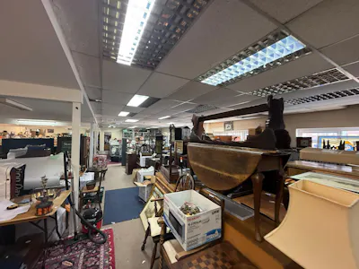 37 Websters Way, Rayleigh, Office / Retail To Let - WhatsApp Image 2026-08-28 at 11.28.12.jpeg