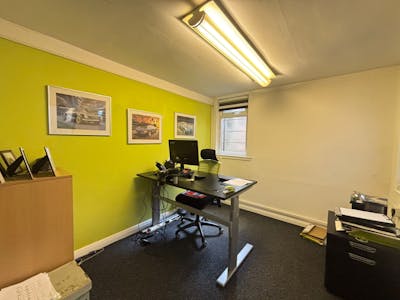 168 High Street, Watford, Office / Retail For Sale - GF04.jpeg