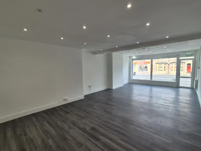 210 Manchester Road, Altrincham, Leisure / Retail To Let - 20260630_101039.jpg