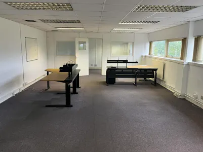 71 Alston Drive, Milton Keynes, Industrial/Logistics To Let - img8.png