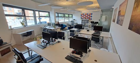 5 Isetta Square, Brighton, Office To Let - 20250522_141648.jpg