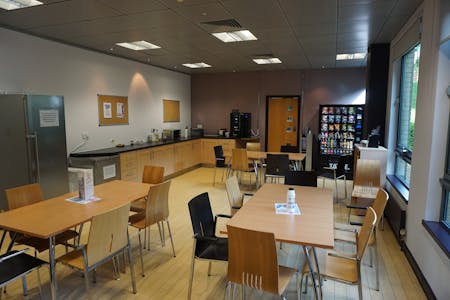 Seton House, Gallows Hill, Warwick, Office To Let / For Sale - DSC05119.JPG