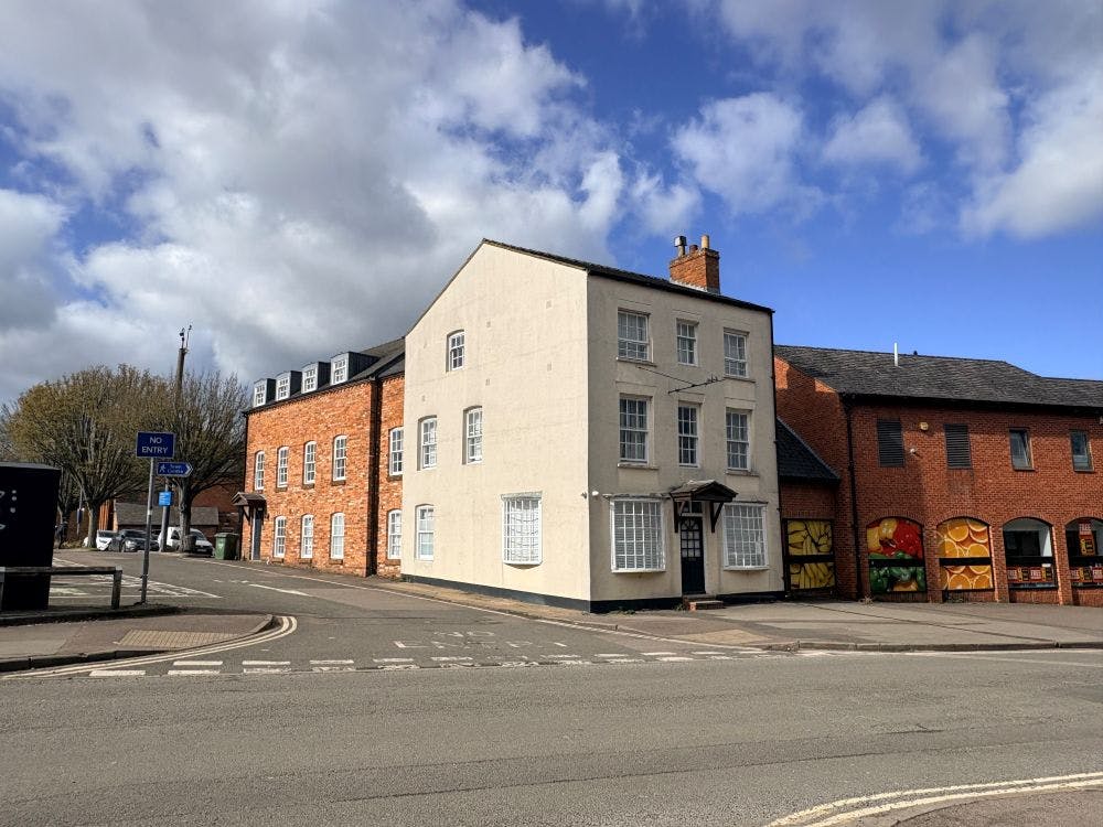 Globe House, Banbury, Office / Retail To Let - IMG_9735.jpg