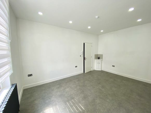 31 King Street, Luton, Office To Let - Image 4