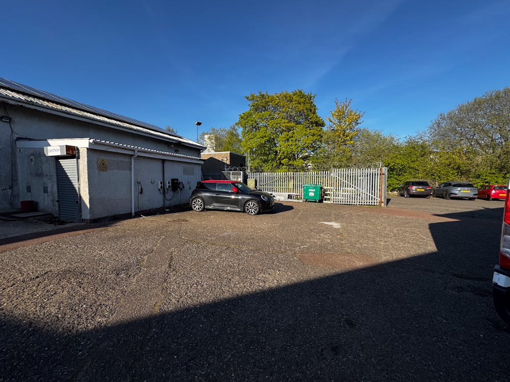 Commercial Premises incorporating two storey office and workshop., Glenburn House - IMG_5469.jpg