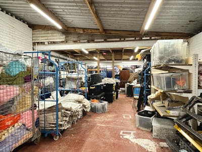 36 Burr Street, Dunstable, Industrial / Industrial/Logistics To Let - 20260123_113809033_iOS.jpg