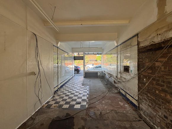665A Clarkston Road, Glasgow, Retail To Let - PHOTO20250623080548 6.jpg