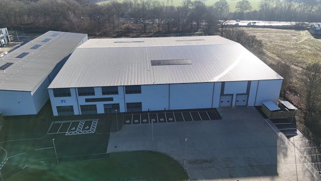 Unit F1, Burnt Common Business Park, Guildford, Warehouse & Industrial To Let - DJI_20260114113219_0063_D.JPG