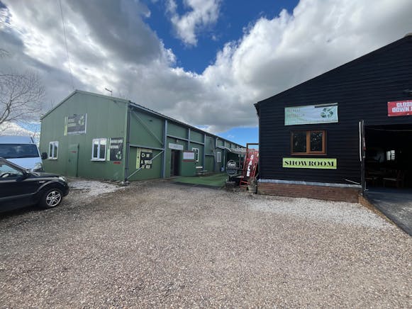 The Green Barn, Old Mill Barns, Leighton Buzzard, Offices To Let - 20250328_134946768_iOS.jpg