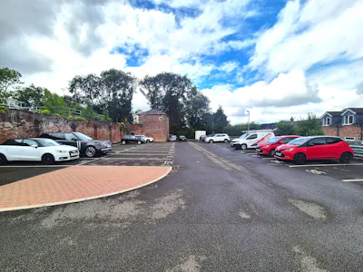 Suite 1, Stockport, Office To Let - 20260820_140407.jpg