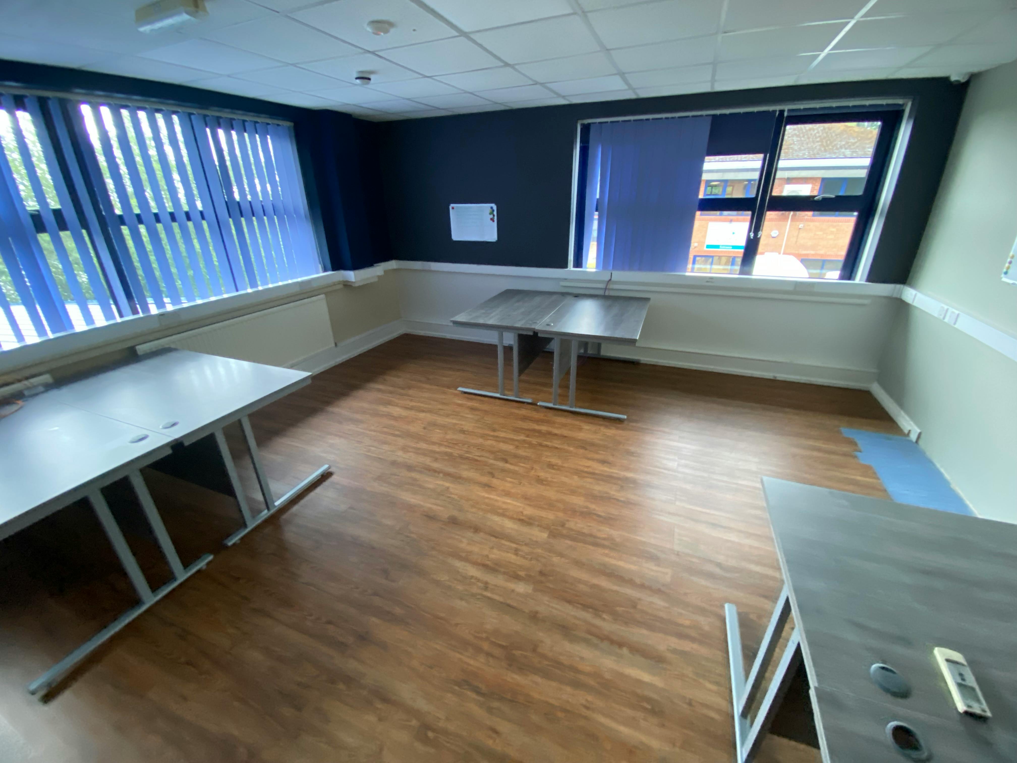 Unit 5, Clayton Wood Court, Clayton Wood Court, Leeds, West Yorkshire, LS16 6QW