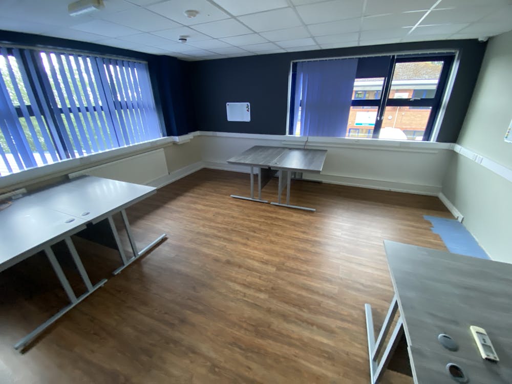 Unit 5, Leeds, Office To Let - IMG_1831.jpg