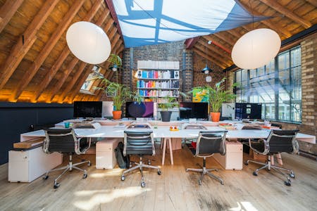12 Printing House Yard, London, Office To Let - 130921311684ad22523a9cARW1.jpg