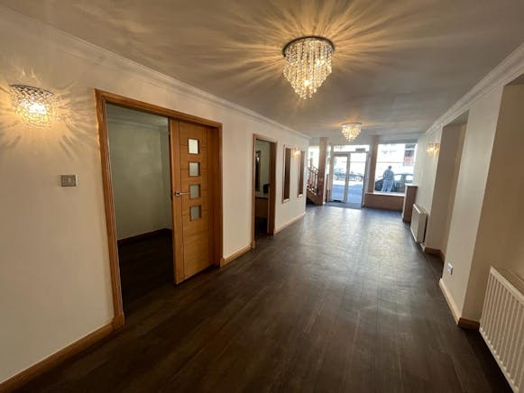 644 Alexandra Parade, Glasgow, Retail To Let - PHOTO20230531070621 9.jpg