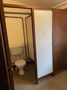 Unit 3, Snows Ride Farm, Windlesham, Office / Retail To Let - 2.jpg