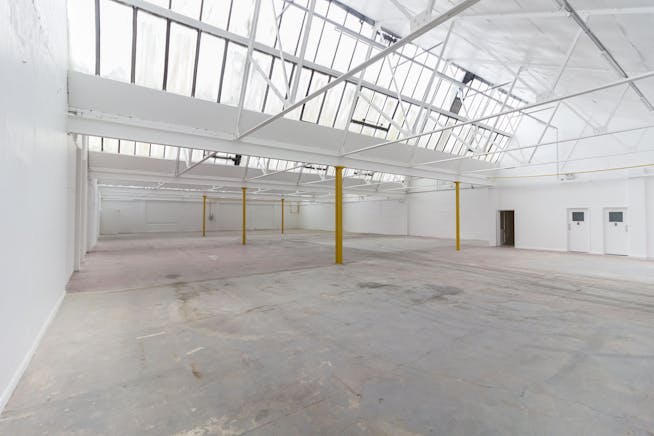 Unit 2 Courtenay Road, Wembley, Industrial / Warehouse To Let - 2.jpg