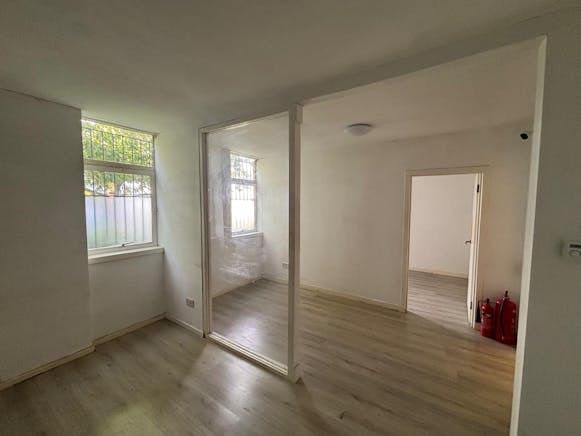 Singer Road, Kelvin Industrial Estate, East Kilbride, Industrial / Other To Let - PHOTO20250928195651.jpg