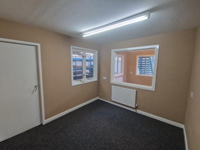 Discovery Park, Stockport, Industrial/Logistics To Let - 20250701_120954.jpg