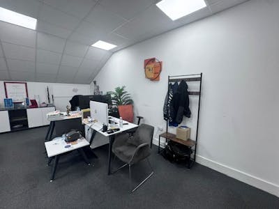 6J West Mews, London, Industrial/Logistics Lease Assignment - 5.jpg