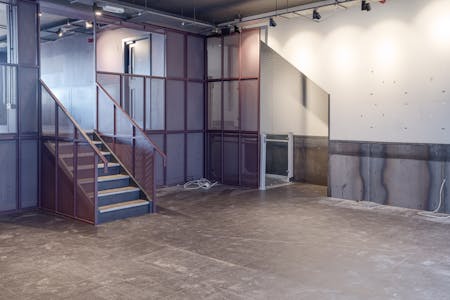 19 Rock Hill, Blackrock, Retail To Let - 16-L1010226.jpg