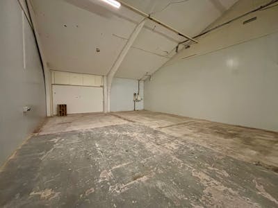 Unit 22, Freemans Parc, Cardiff, Industrial To Let - IMG_6266.jpg