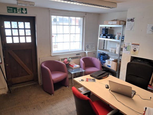 59 & 59a Peach Street, Wokingham, Offices For Sale - progEYHhR4n.jpeg